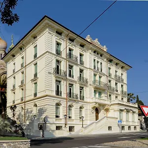 de-paris.hotelitalianriviera.com/
